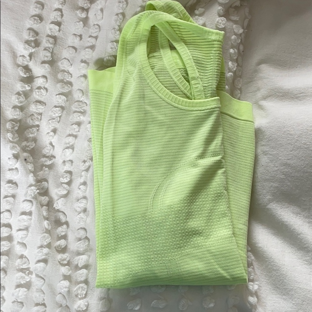 NWOT lululemon neon swiftly tank size 6
